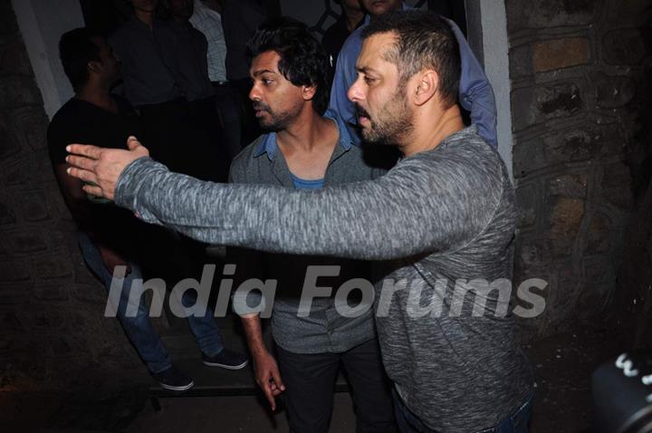 Salman Khan and Nikhil Dwivedi Snapped post Dinner