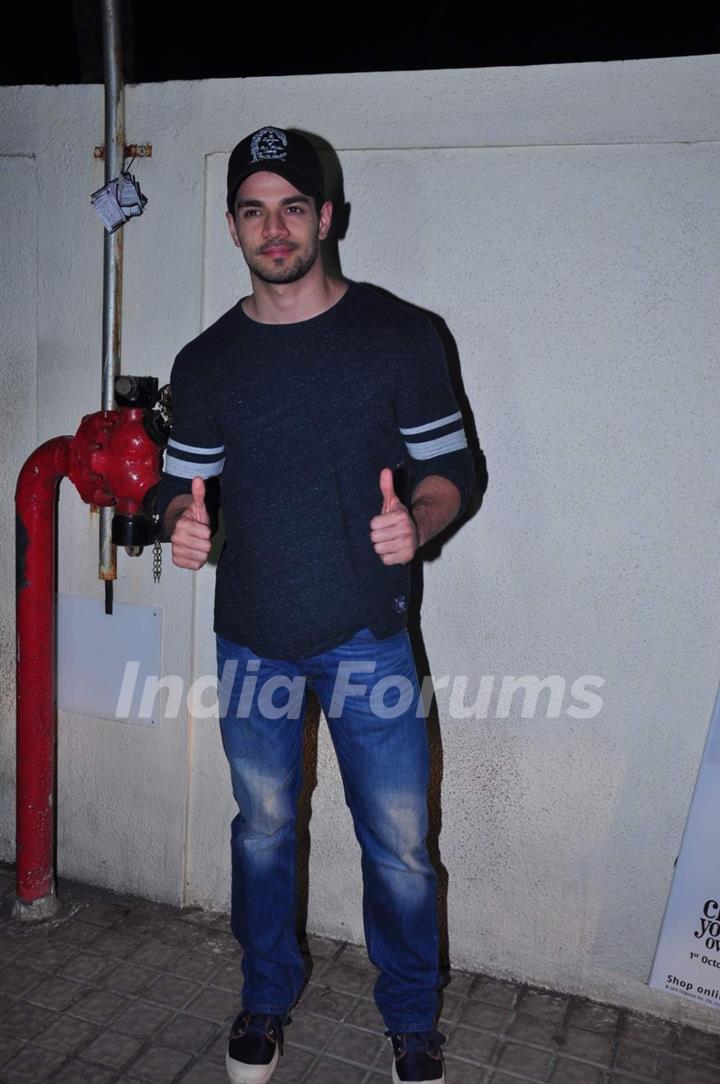 Sooraj Pancholi Snapped in the City