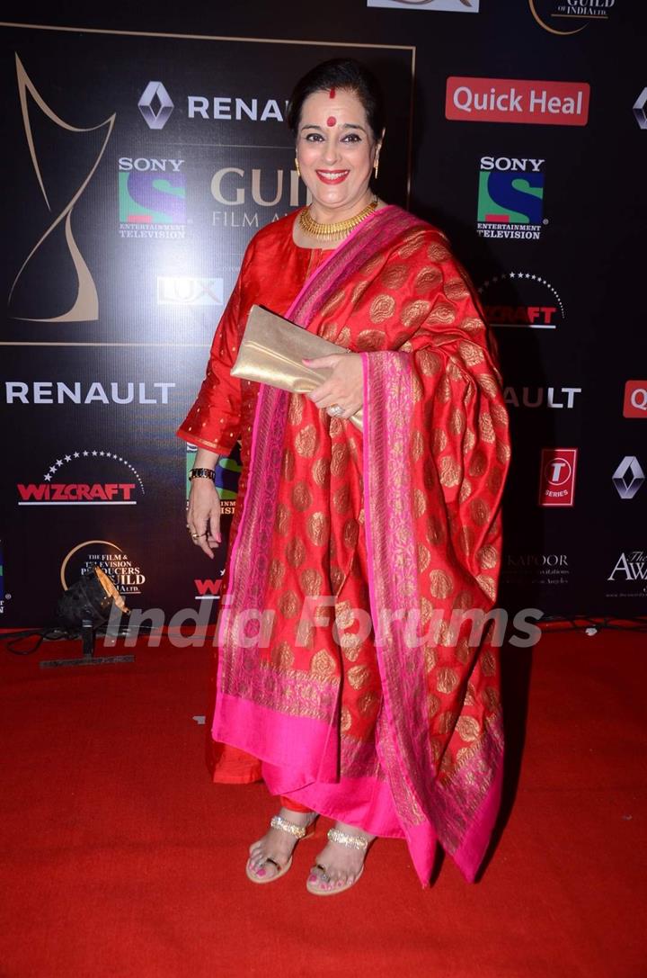 Poonam Sinha at Guild Awards 2015