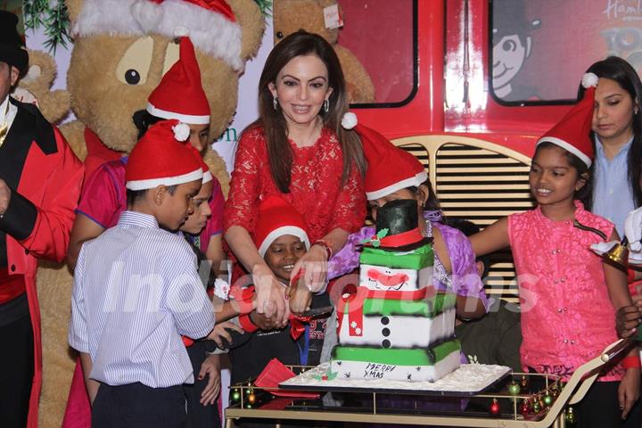 Nita Ambani at Hamleys for Christmas Celebration