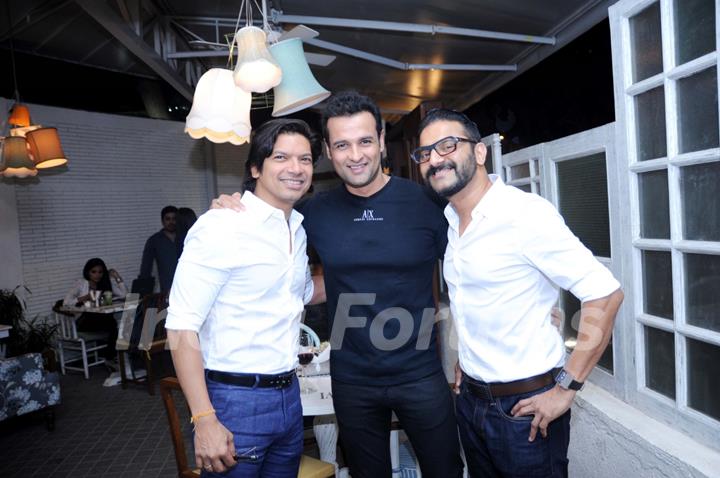 Shaan and Rohit Roy Snapped at 'Fable' Restaurant