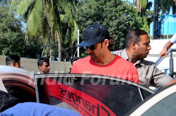 Hrithik Roshan Snapped With Kids at PVR