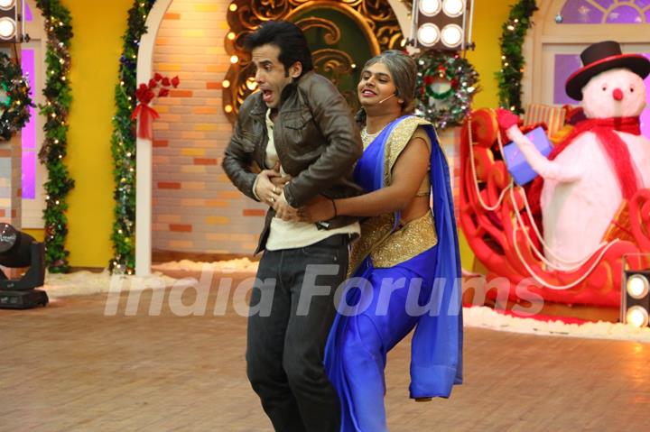 Tusshar Kapoor for Promotions of Kyaa Kool Hai Hum 3 on Comedy Nights Bachao