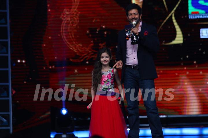 Kabir Khan and Harshaali Malhotra at Guild Awards 2015