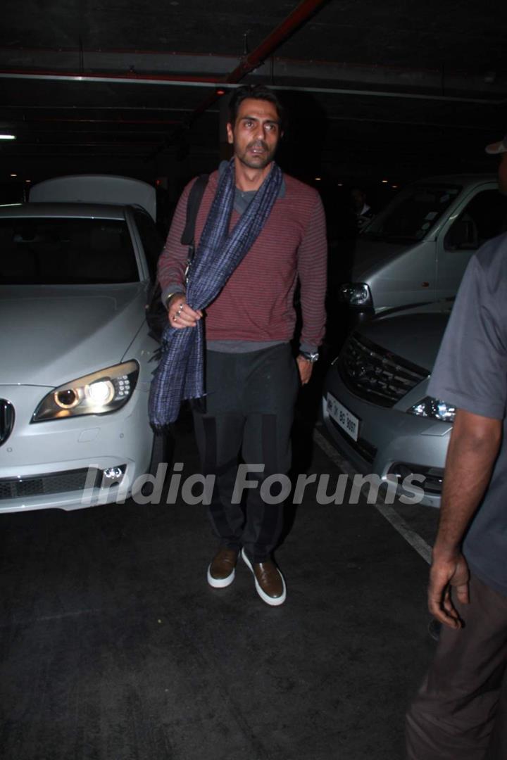 Arjun Rampal Snapped at Airport