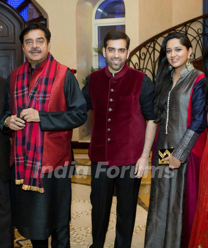 Shatrughan Sinha with his son at Anil Kapoor's Birthday Bash