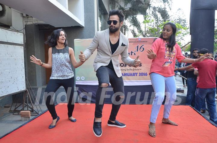 Rithvik Dhanjani Shakes a Leg with Students of Narsee Monjee College at 'He for She' Event