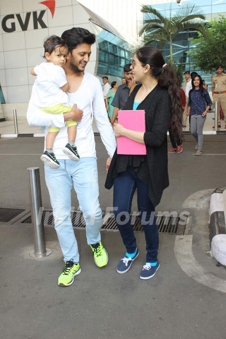 Riteish and Genelia Deshmukh Snapped with their Cute Son Riaan at Airport