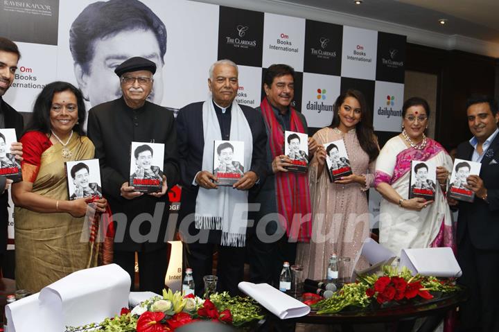 Shri L. K Advaniji, Sonakshi, Poonam and Shatrughan Sinha at Book Launch of 'Anything but Khamosh'