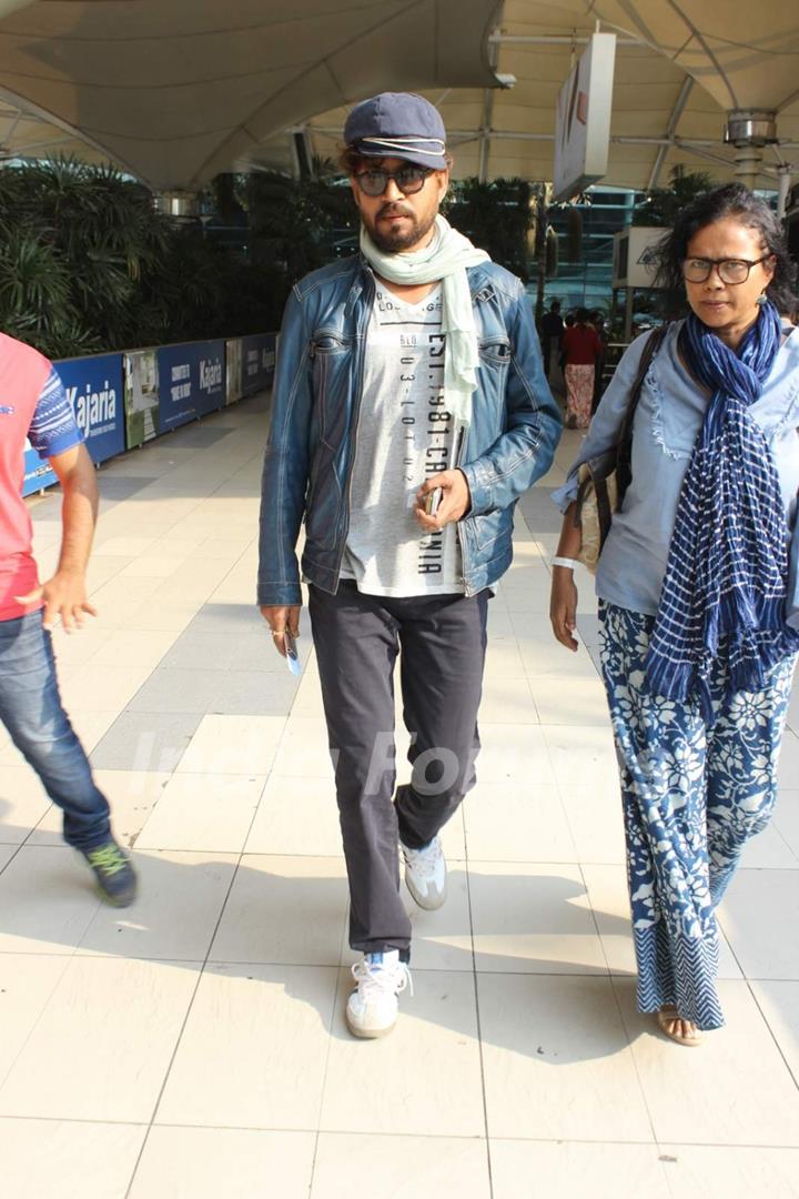 Irrfan Khan Snapped in his new look at Airport