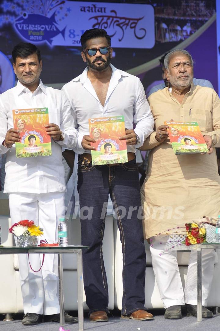 Suniel Shetty was at Versova Fest