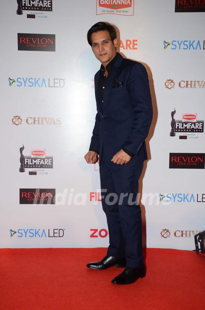 Jimmy Shergill at Filmfare Awards - Red Carpet