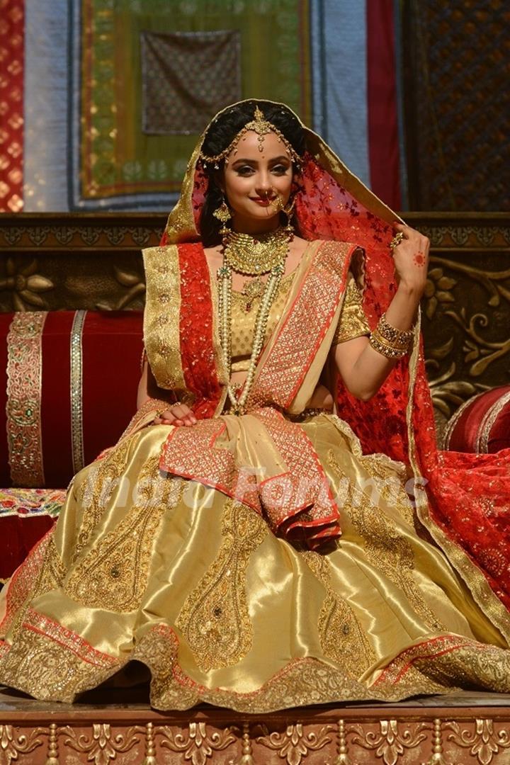 Madirakshi Gets 20 Lengha's Before The Final One For Swayamvar in Siya Ke Ram