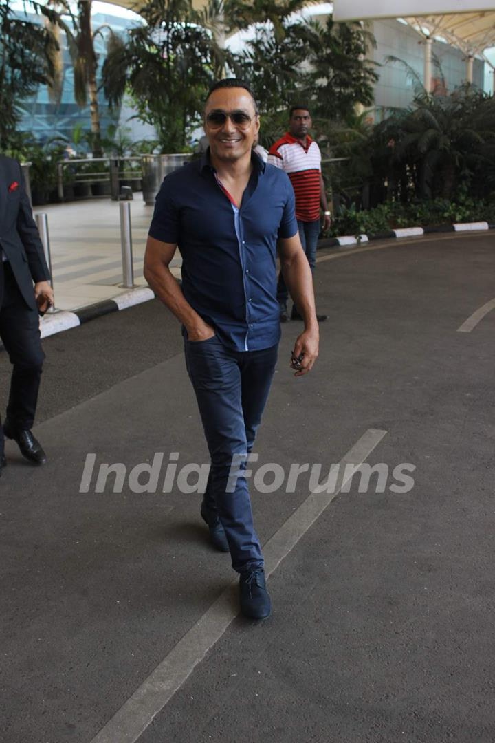 Rahul Bose Snapped at Airport