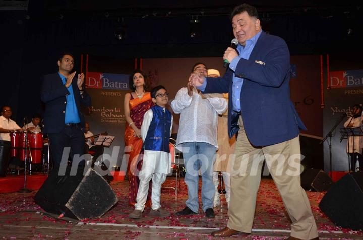 Rishi Kapoor Performs at Dr Batra’s Annual Musical Event 'Yaadon Ki Bahaar 6'