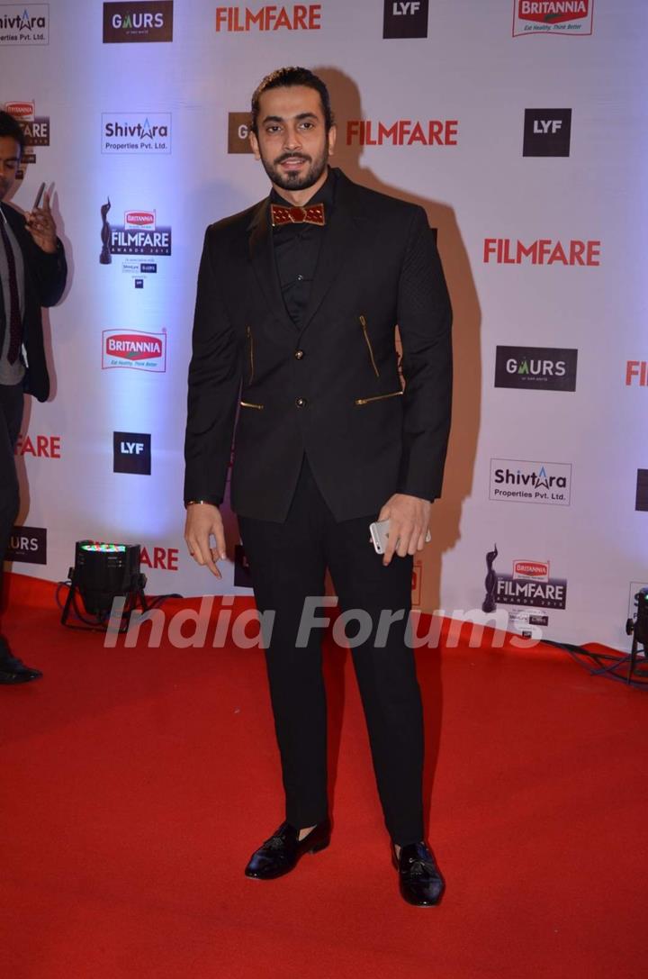 Sunny Singh at Filmfare Awards 2016