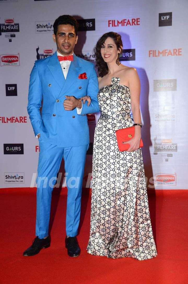 Gulshan Devaiah at Filmfare Awards 2016