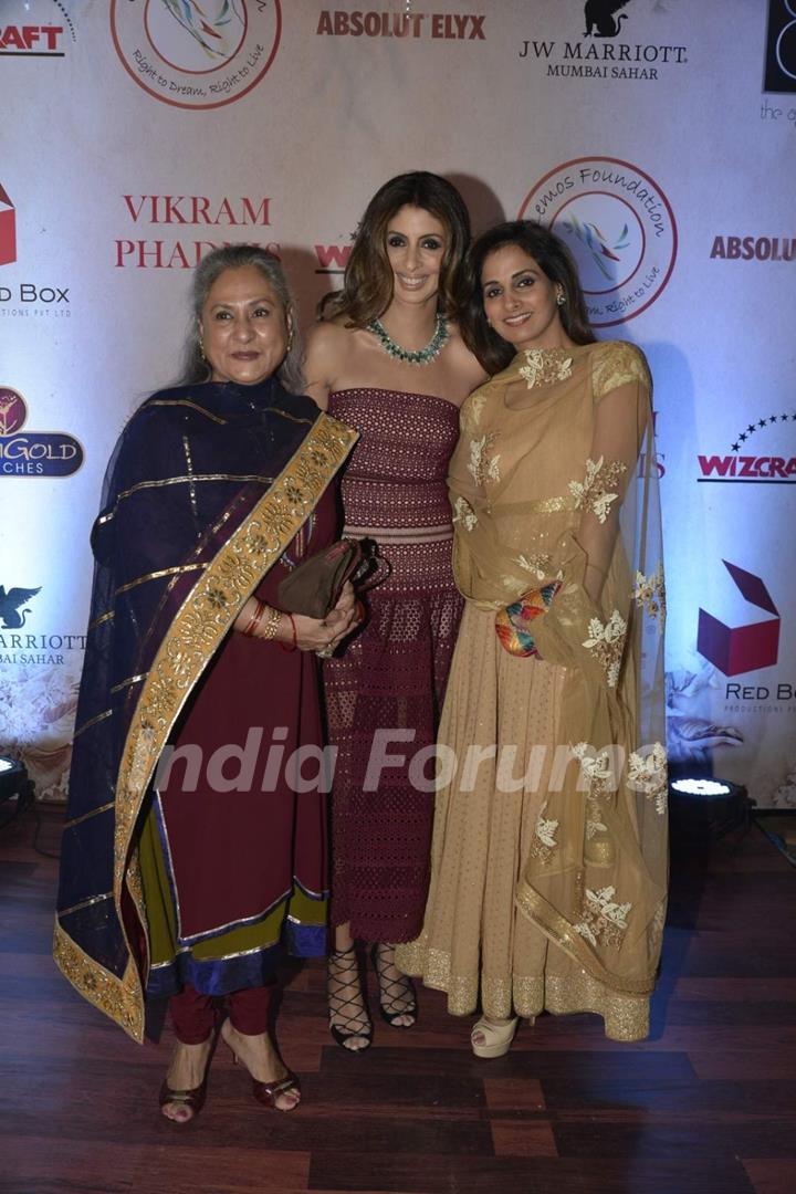 Shweta Nanda and Jaya Bachchan at Vikram Phadnis' 25th Anniversary Celebration