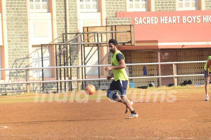 Armaan Jain Snapped Practicing Soccer!