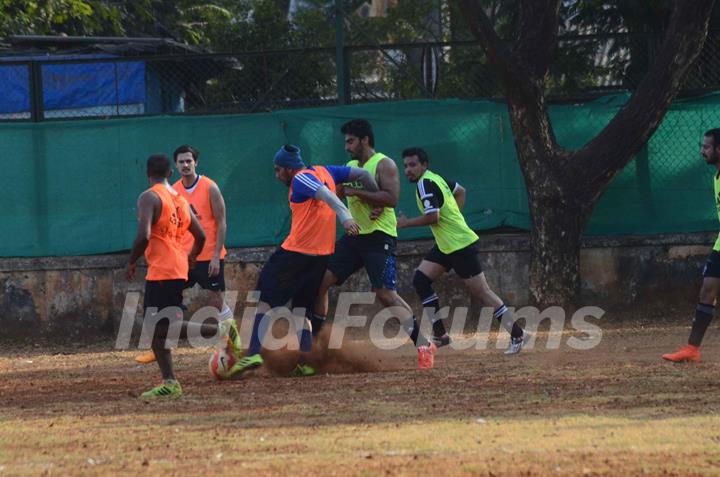 Handsome Arjun Kapoor Snapped Practicing Soccer!