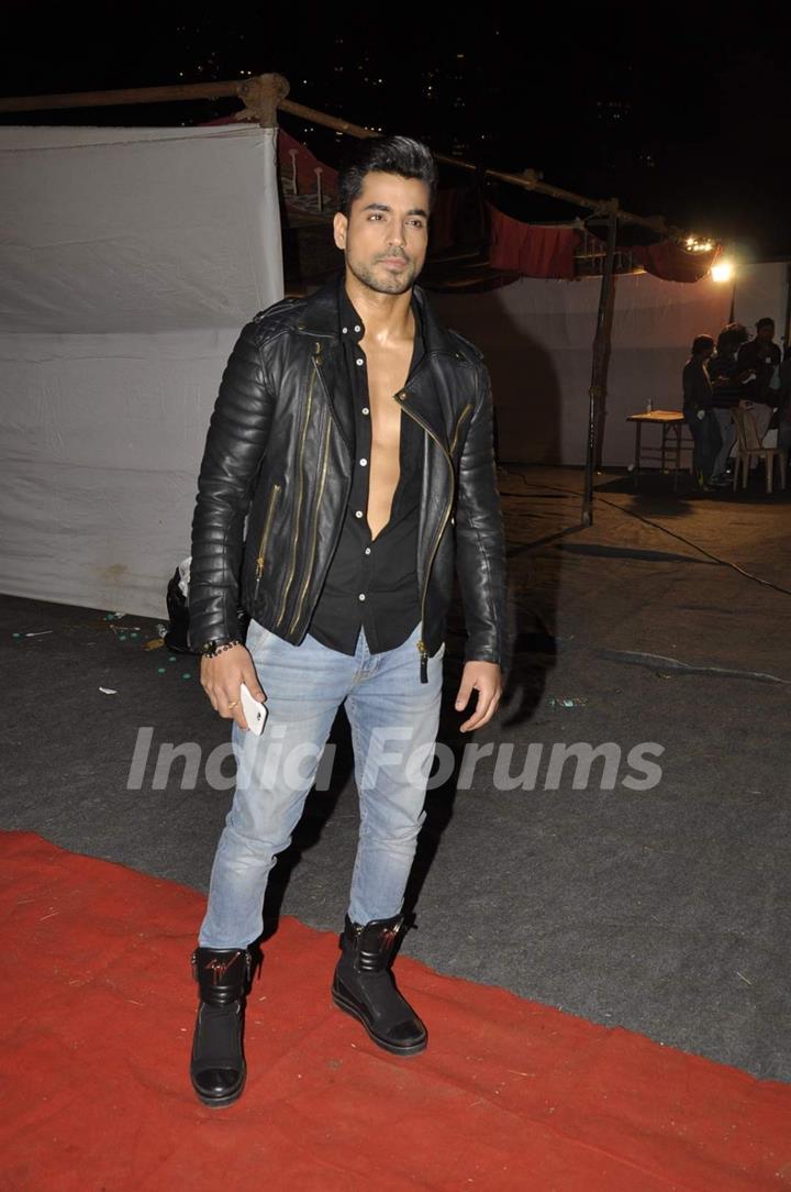 Gautam Gulati at Umang Police Show 2016