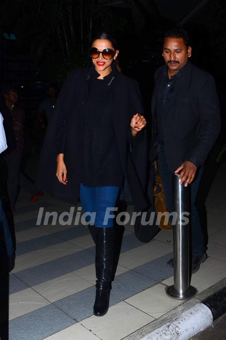 Deepika Padukone Snapped at Airport