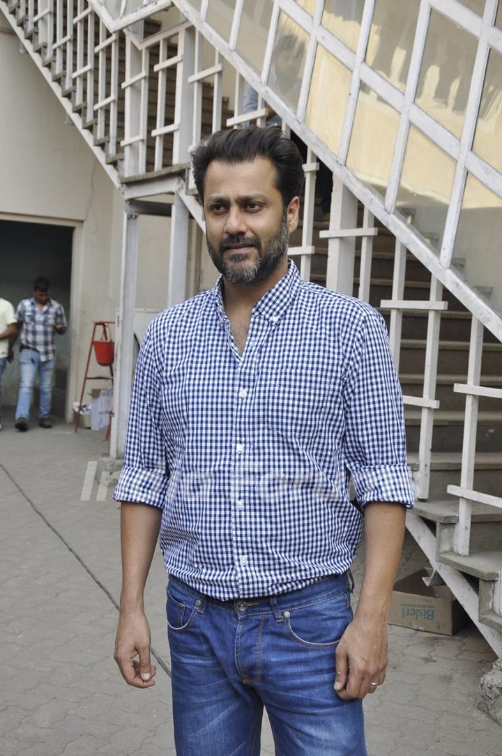 Abhishek Kapoor at snapped at Mehboob Studios