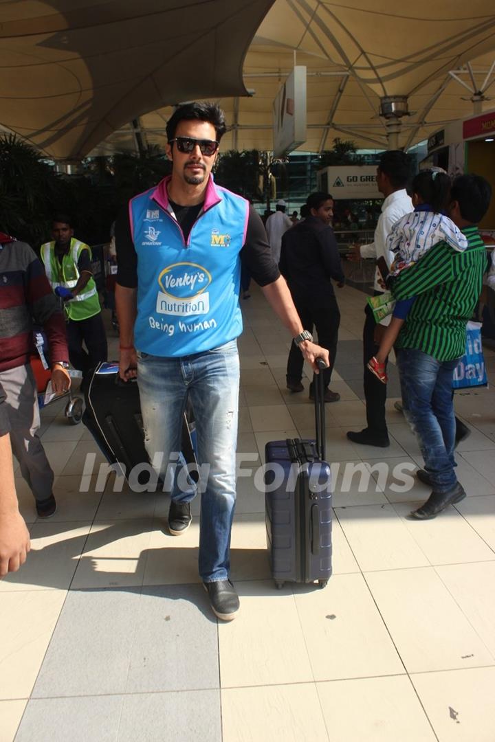 Rajneesh Duggal Snapped at Airport