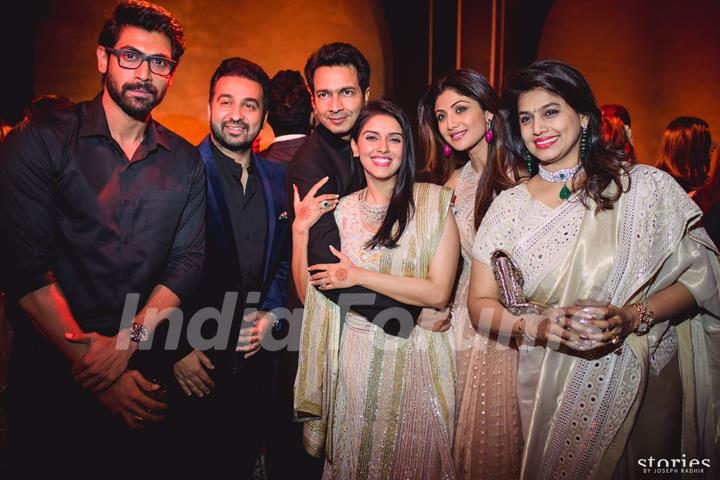 Rana Daggubati, Raj Kundra and Shilpa Shetty Poses with Asin & Rahul Sharma at Wedding Reception