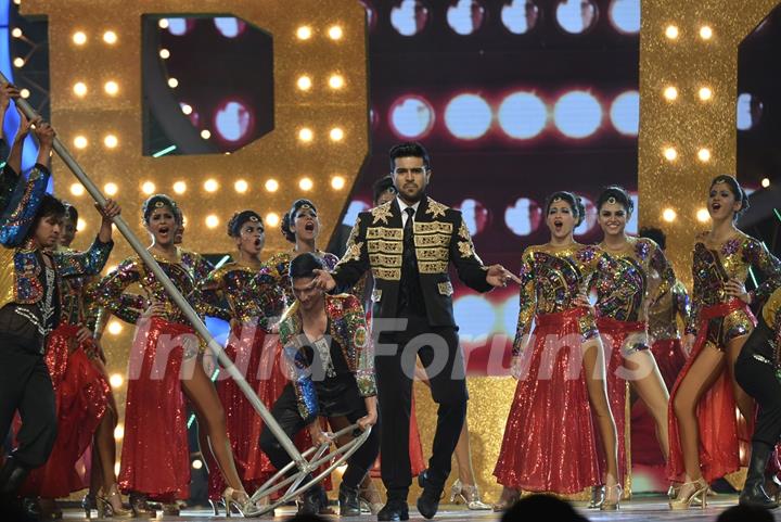 Ram Charan Performs at IIFA Utsavam Day 2