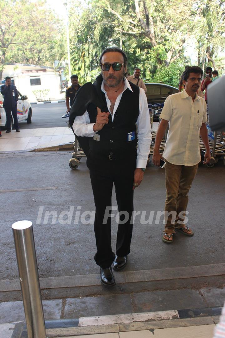 Jackie Shroff Snapped at Airport