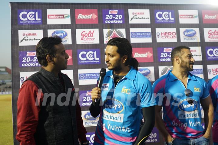 Riteish Deshmukh  Snapped at CCL Match