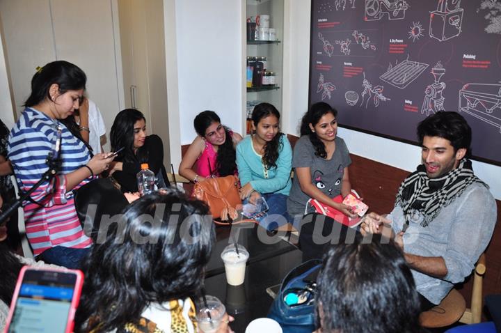 Aditya Roy Kapoor's Coffee Date with Female Journalists for Fitoor Promotions