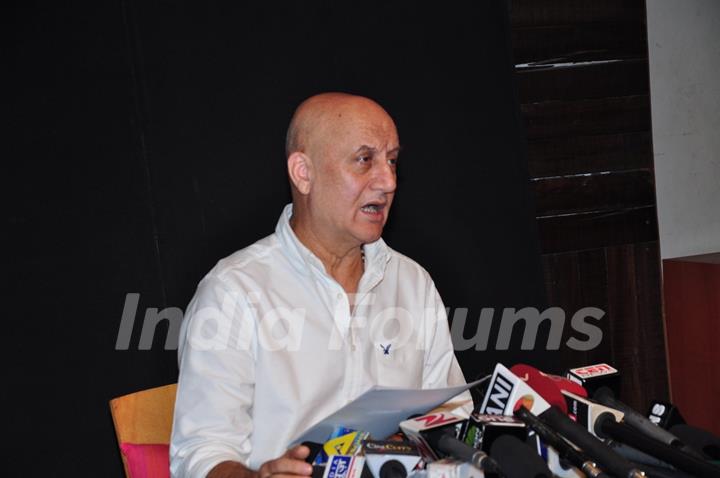 Anupam Kher Held Press Meet for 'Pakistan Visa Issue'