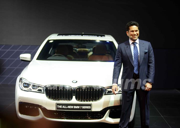 Sachin Tendulkar Unviels the all new 'BMW 7 Series' at Auto Expo 2016 in Delhi