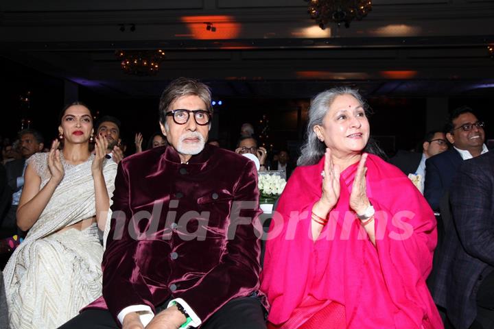 Amitabh Bachchan, Jaya Bachchan and Deepika Padukone at NDTV Indian of the Year Awards