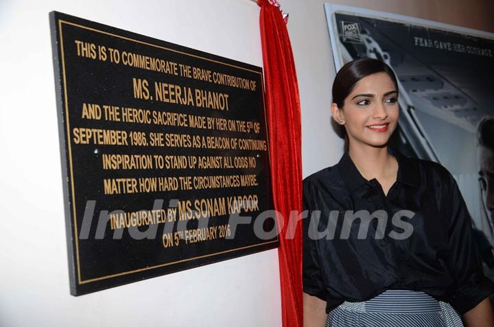 Sonam Kapoor poses for the media at Xaviers College