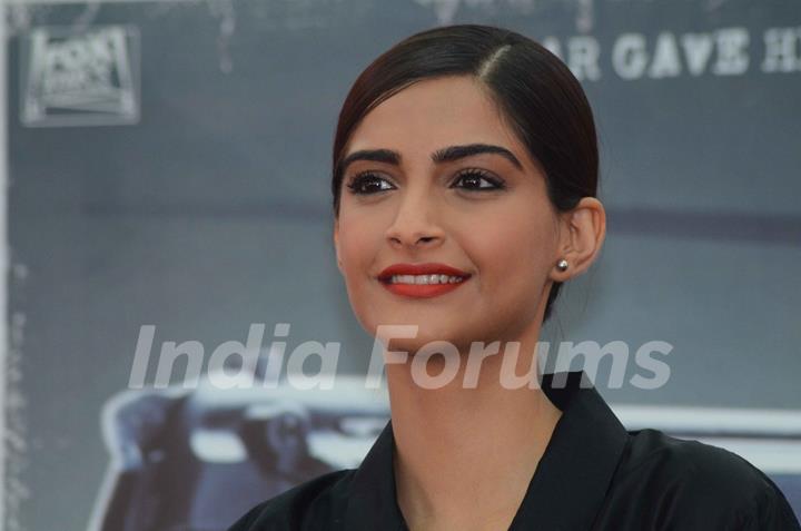 Sonam Kapoor was snapped at the Promotions of Neerja at Xaviers College