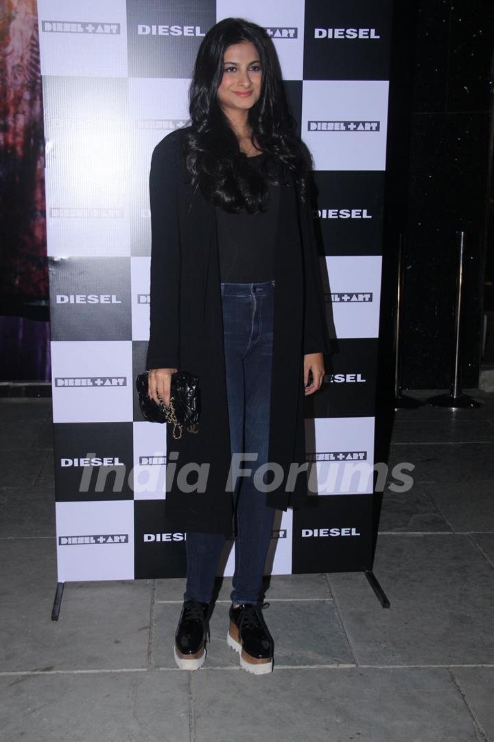 Rhea Kapoor at Rohan Shrestha's Hanami Exhibition