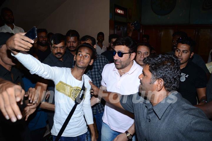 Sunny Deol Visited Gaiety Galaxy Cinema, Mumbai