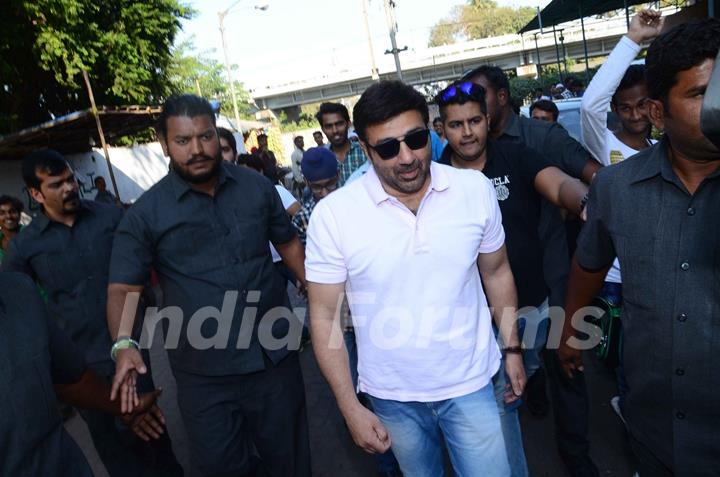 Sunny Deol Visited Gaiety Galaxy Cinema, Mumbai