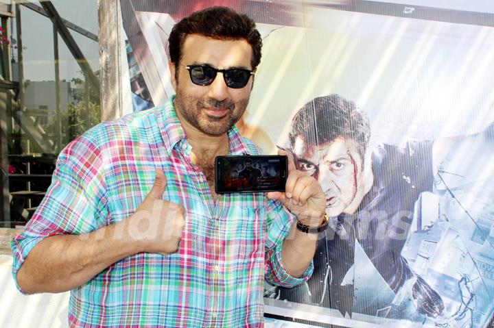 Sunny Deol Launces 'Ghayal Once Again' Mobile Game