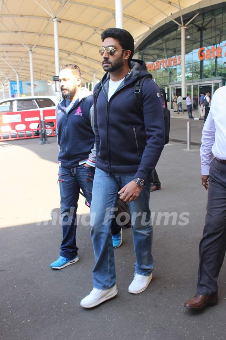 Abhishek Bachchan Snapped at Airport