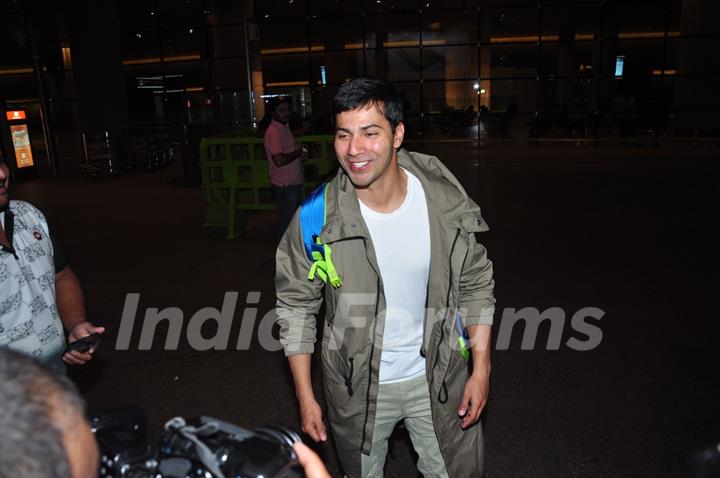 Varun Dhawan Snapped at Airport