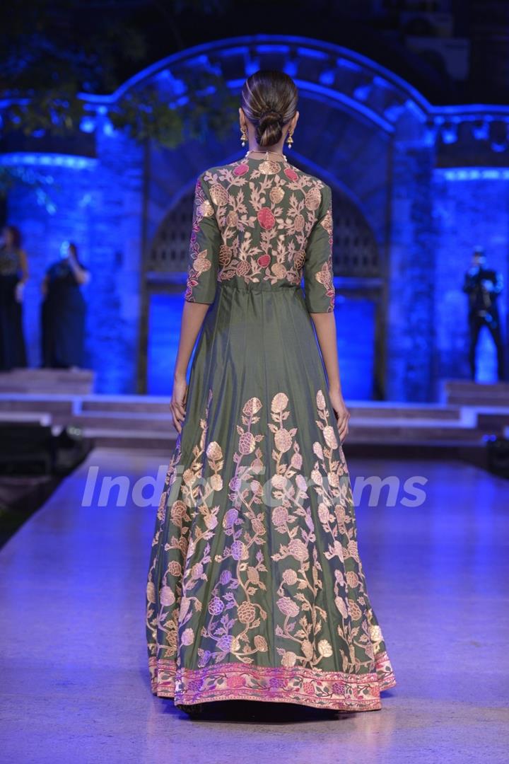 Neeta Lulla Show at Make in India Bridal Couture Show