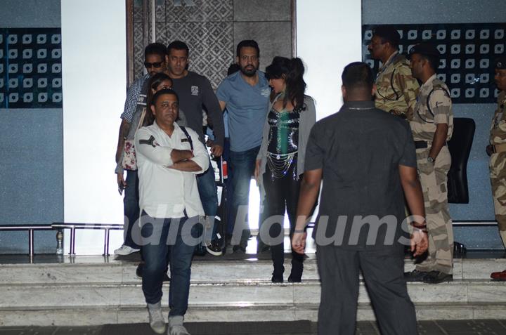 Salman Khan Spotted with B-town Divas!