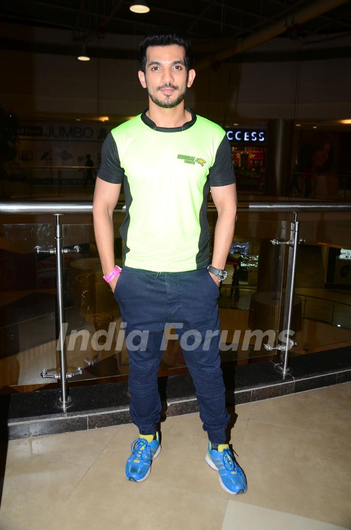 Arjun Bijlani at the Promotions of Team Mumbai Tigers at Edward Maya Concert