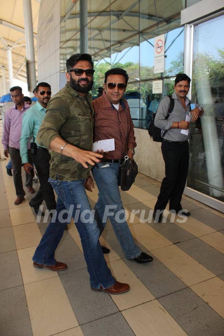 Airport Spotting: Suniel Shetty and Gulshan Grover