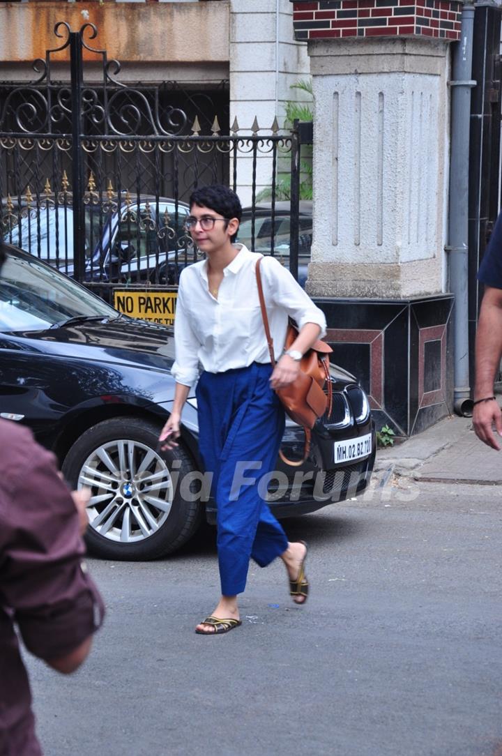 Kiran Rao Snapped Leaving Karan Johar's House