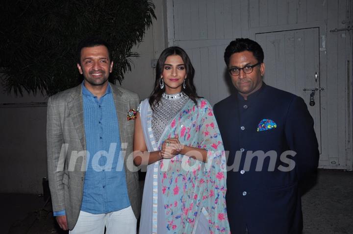 Sonam Kapoor, Ram Madhvani and Atul Kasbekar at Promotions of 'Neerja'